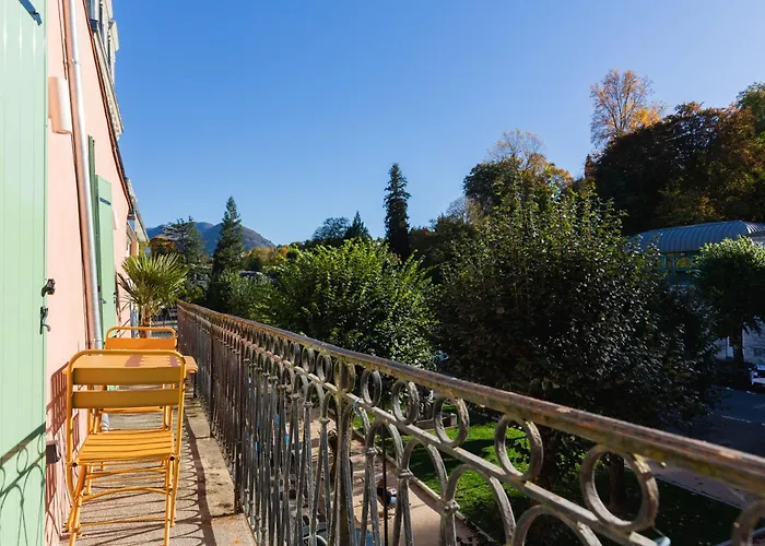 Duplex D'architecte 2 Balcon Face Thermes アパート バニエール・ド・ビゴール