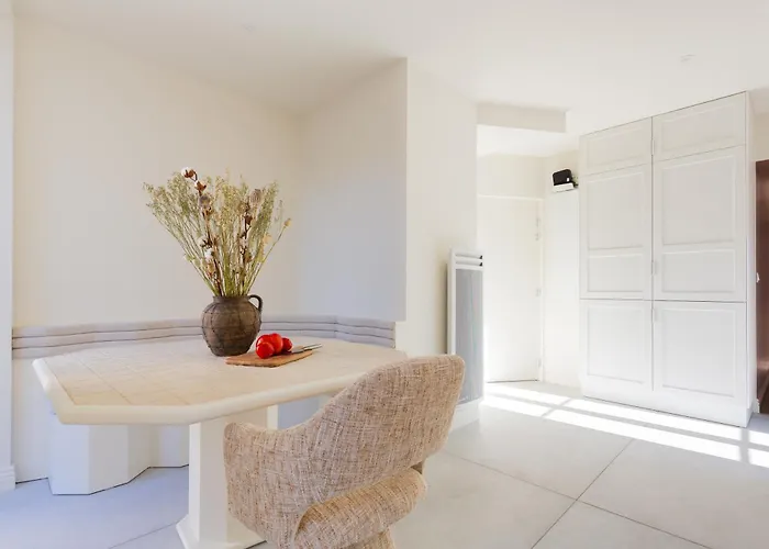 Duplex D'architecte 2 Balcon Face Thermes アパート *