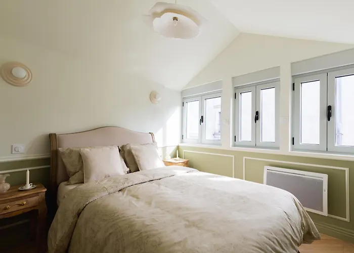 Duplex D'architecte 2 Balcon Face Thermes アパート バニエール・ド・ビゴール