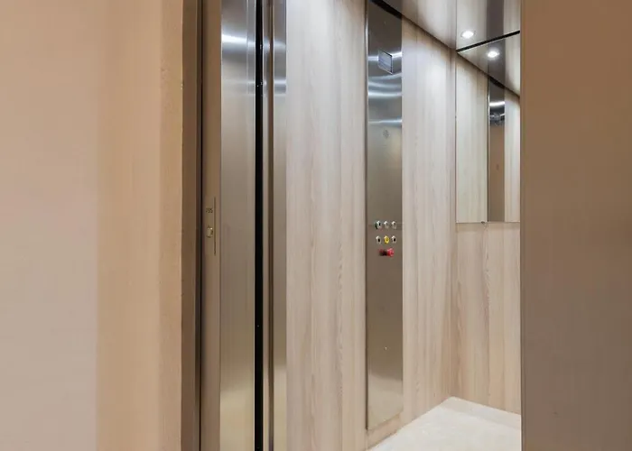 Duplex D'architecte 2 Balcon Face Thermes バニエール・ド・ビゴール